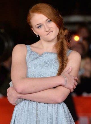 sophie turner boobs|Sophie Turner Body Measurements Height Weight Bra Size Vital。